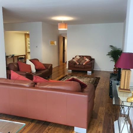 Апартаменти Modern Apt @Tramway Theatre Глазго Екстер'єр фото