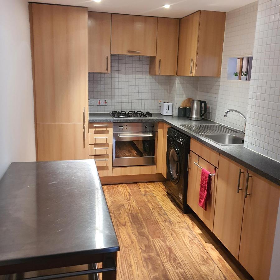 Апартаменти Modern Apt @Tramway Theatre Глазго Екстер'єр фото